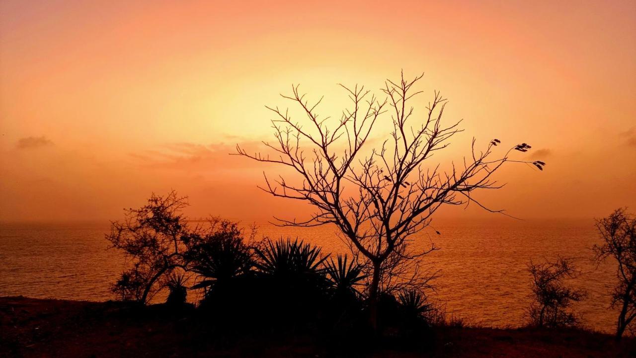 Bed and Breakfast Chez Coumbis Gorée Esterno foto