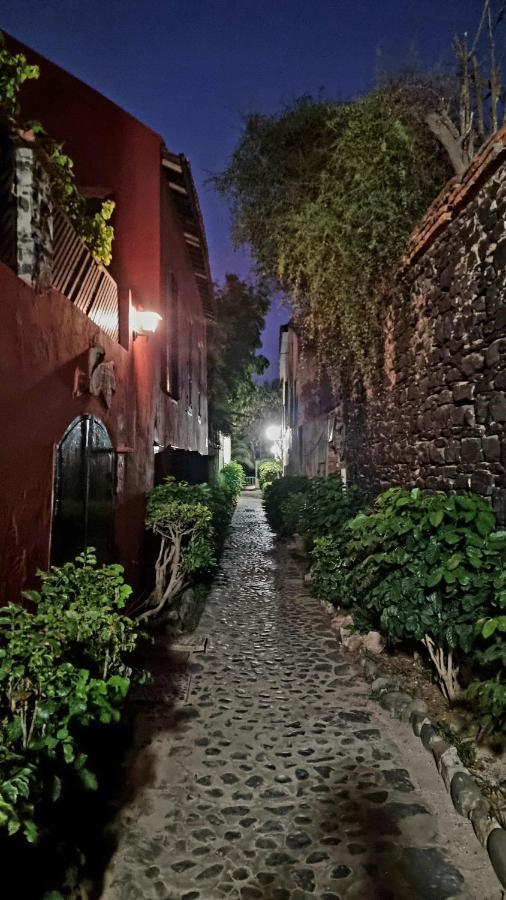 Bed and Breakfast Chez Coumbis Gorée Esterno foto