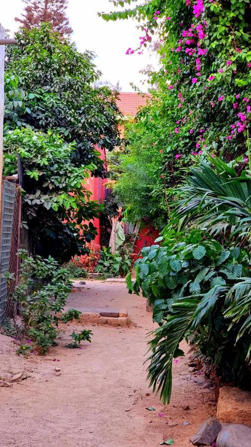 Bed and Breakfast Chez Coumbis Gorée Esterno foto